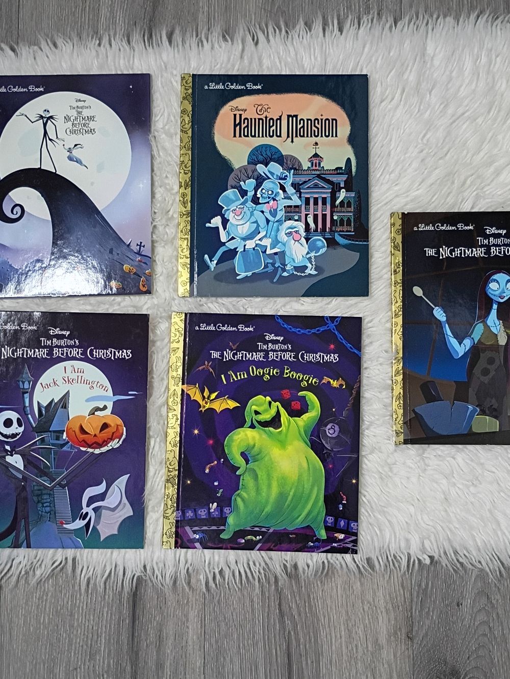 NWT Set Of 5 Little Golden Halloween Disney Hardcover Books